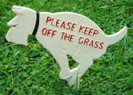 Keep Off the Grass Rustic Cast Iron Dog Yard Sign Stake
