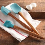 The Pioneer Woman Cowboy Rustic 3-Piece Silicone Head Utensil Set with Acacia Wood Handle, Turquoise/Blue